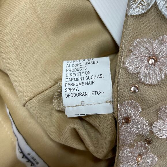 Mac Duggal NWT 67492 Long Spaghetti Strap Formal Dress Sequin Beaded Gown Size 6 - Picture 7 of 11